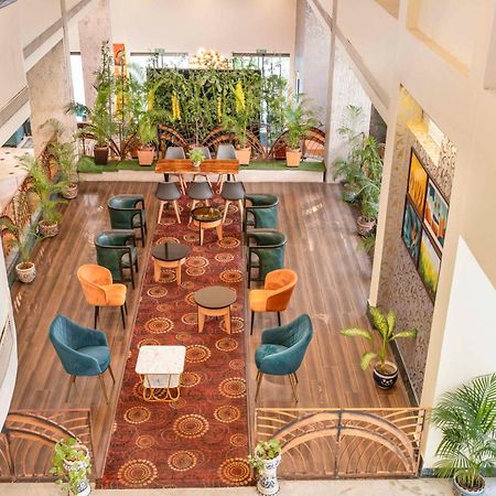 Indismart Hotel โกลกาตา ภายนอก รูปภาพ