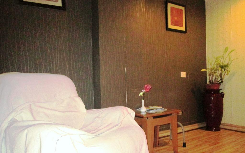 Indismart Hotel โกลกาตา ภายนอก รูปภาพ