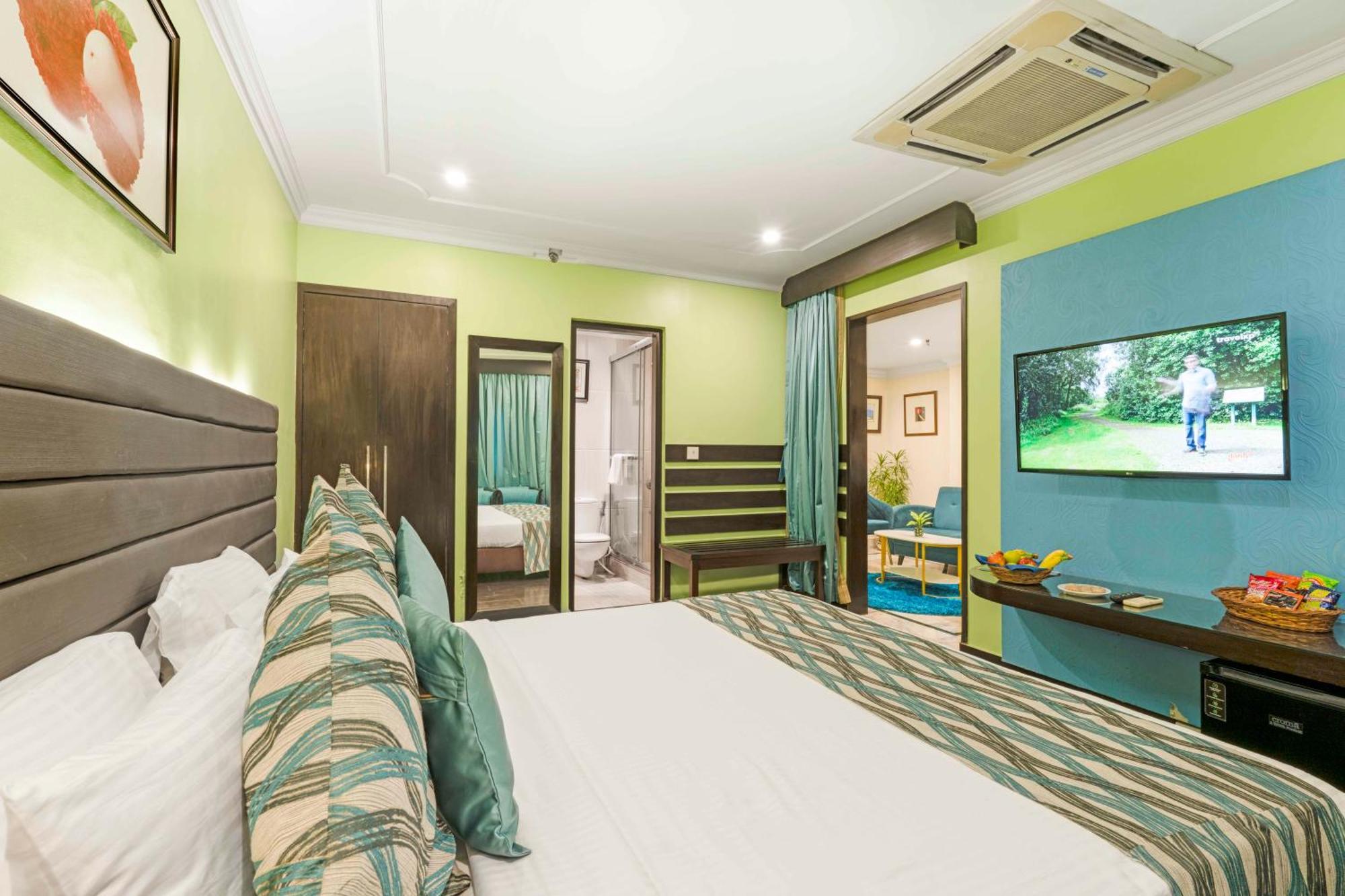 Indismart Hotel โกลกาตา ภายนอก รูปภาพ
