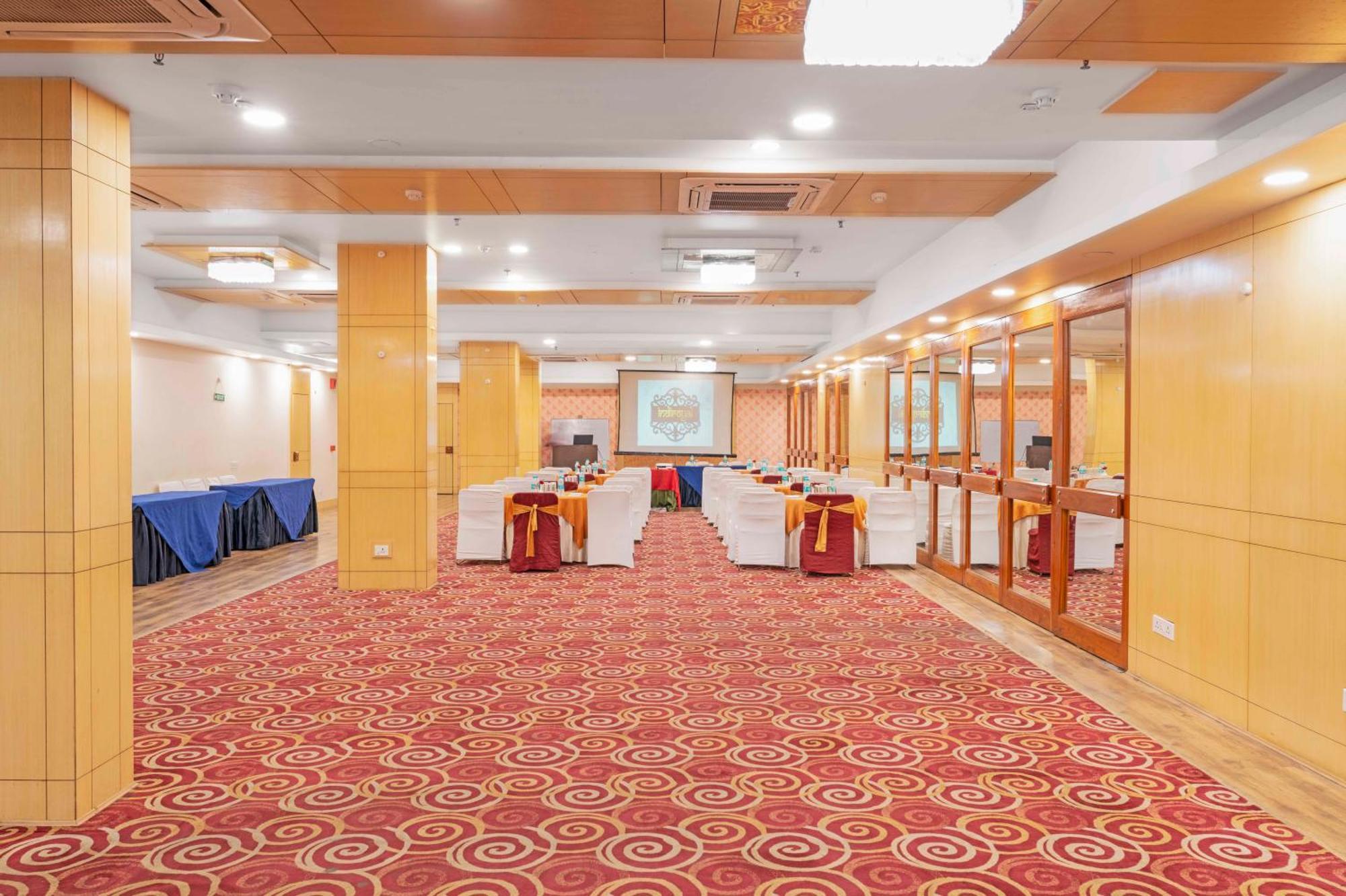 Indismart Hotel โกลกาตา ภายนอก รูปภาพ