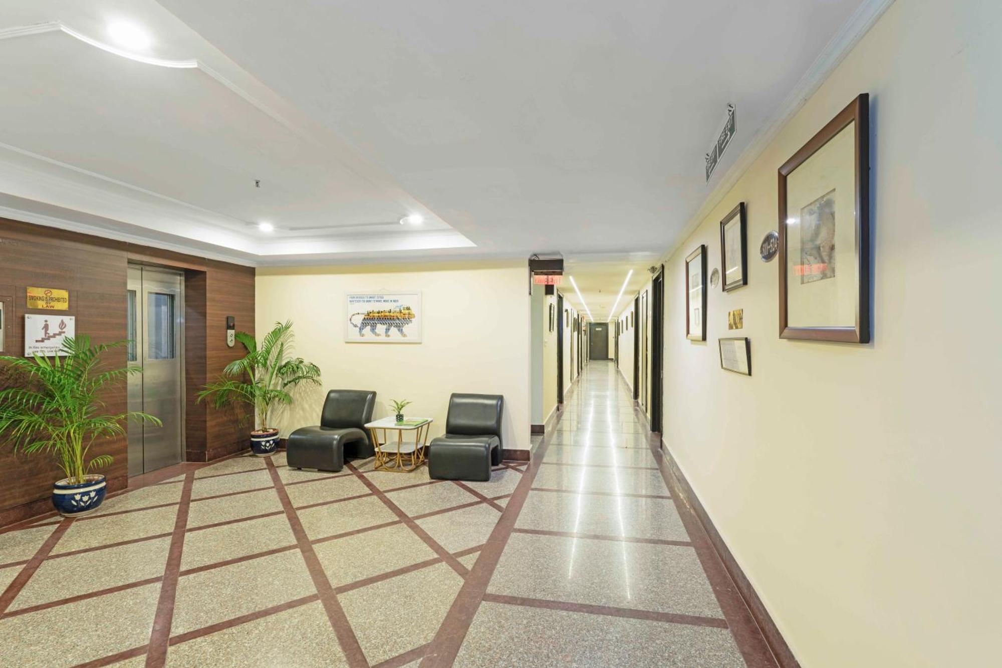 Indismart Hotel โกลกาตา ภายนอก รูปภาพ
